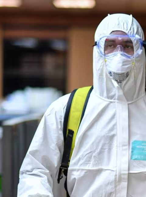 Commercial-mold-remediation-service-master-restoration-by-simons-chicago-suburbs
