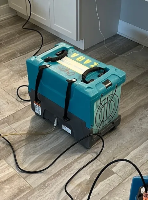 bathroom-supply-line-leaking-chicago