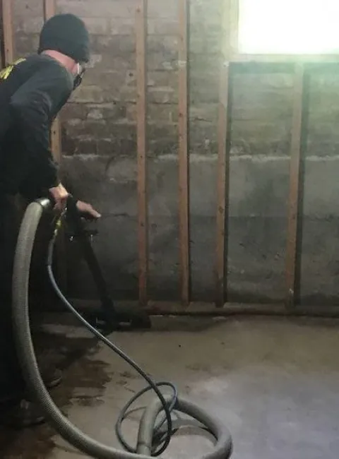 dampness-in-basement