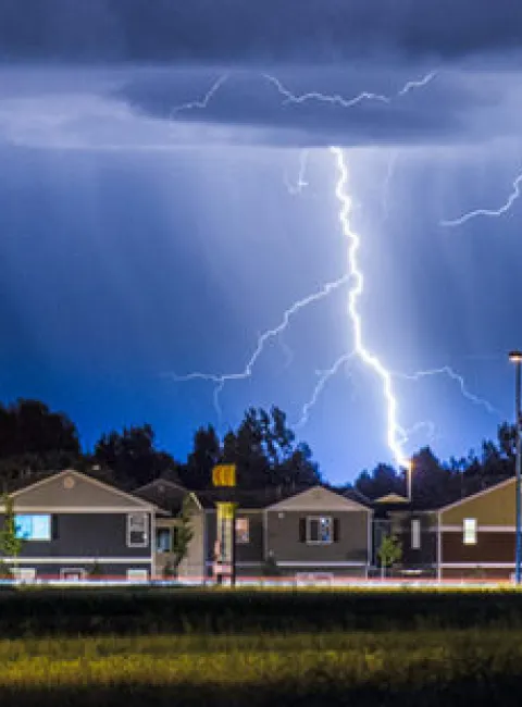 storm-and-weather-damage-service-master-restoration-be-simons-chicago-north-shore