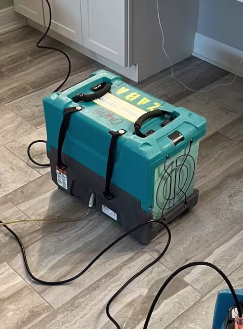 bathroom-supply-line-leaking-chicago