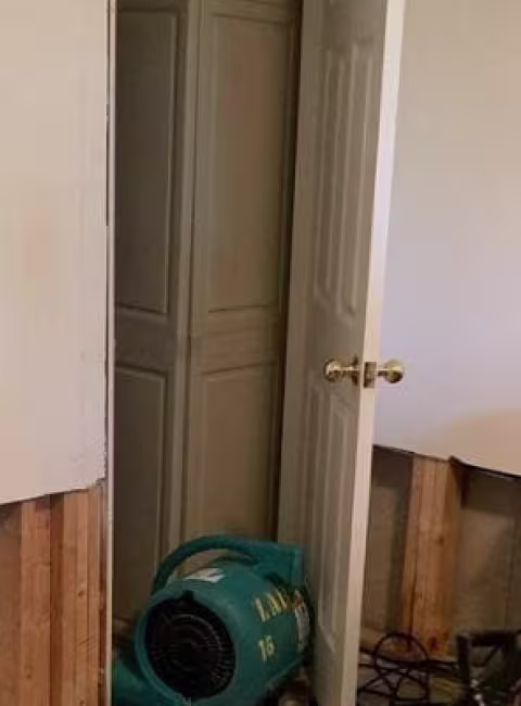 water-restoration-technician