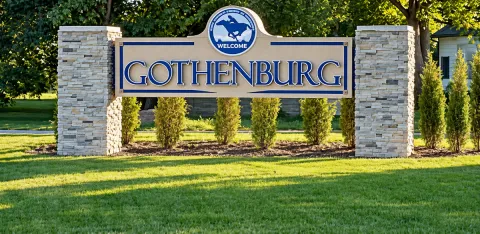 Gothenburg, NE welcome sign