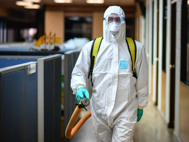 Commercial-mold-remediation-service-master-restoration-by-simons-chicago-suburbs