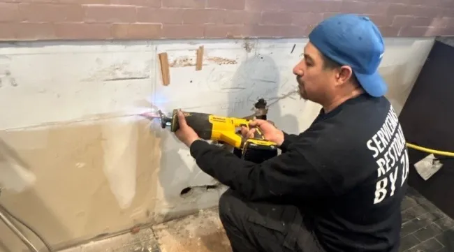 burst-pipe-kitchen-lake-bluff
