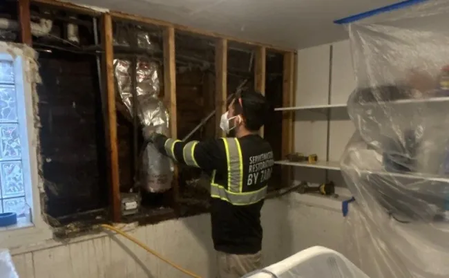 burst-pipe-water-damage-restoration-norridge