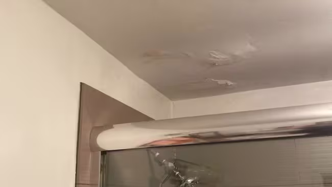 water-damaged-ceiling