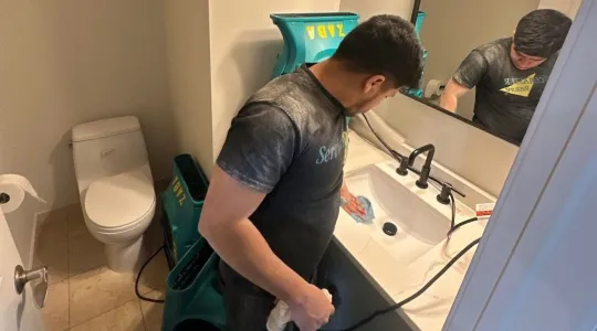 toilet-wont-flush-frozen-pipes